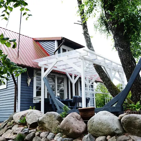 Detached With Garden, Frydrychowo Holiday home