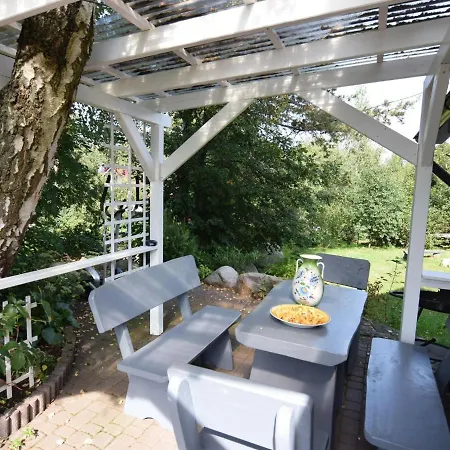 Holiday home Detached With Garden, Frydrychowo Klodno (Pomerania)